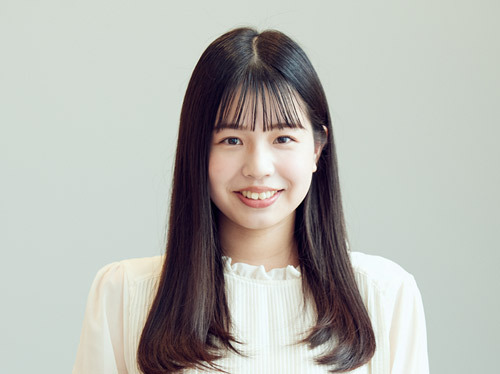 中山　優香